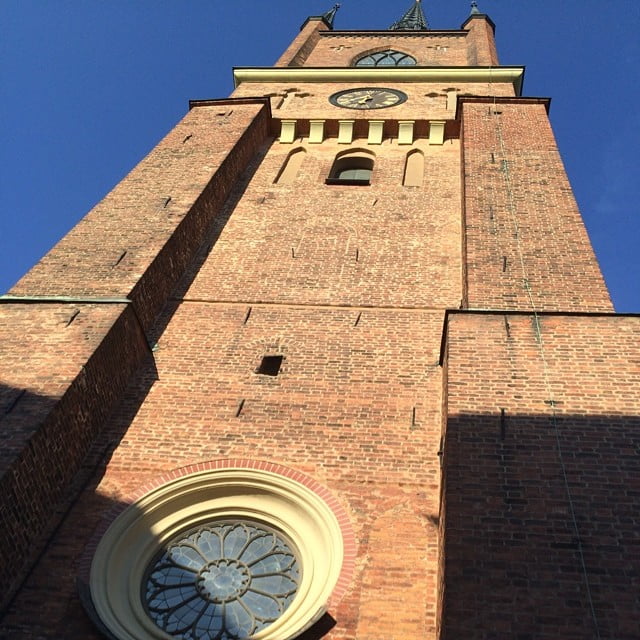 Time to check out the Dramaten play: Carolus Rex! Will be nice to enter this huge church that actually is Charles tomb - 10554263 1388294354752577 205012744 n