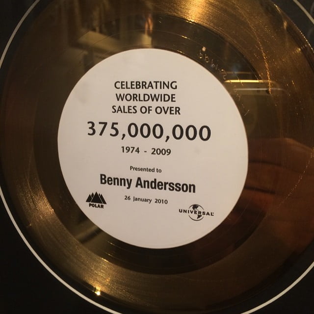 No words needed. Respect - 925323 1446772582249805 2009988283 n