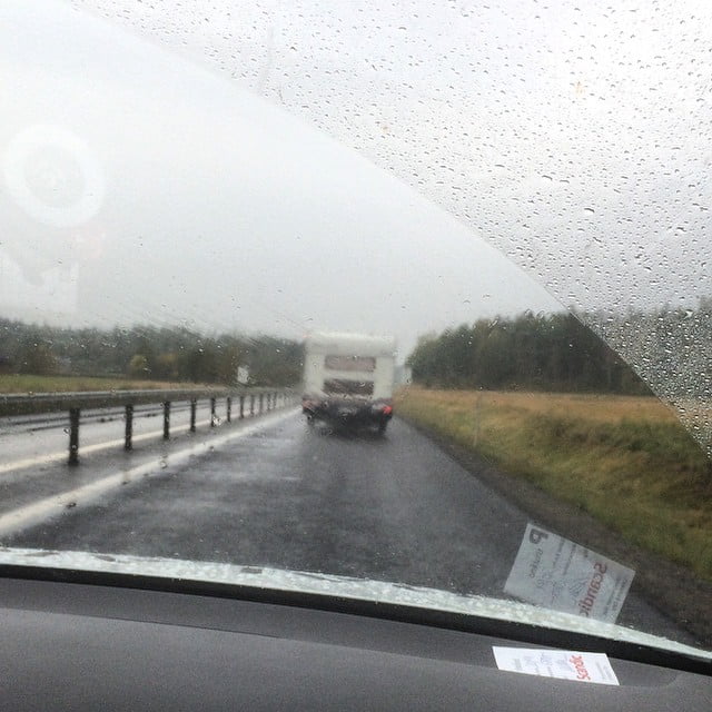 Heavy rain and caravans. Not that funny - 10706976 1486508468271127 326940447 n
