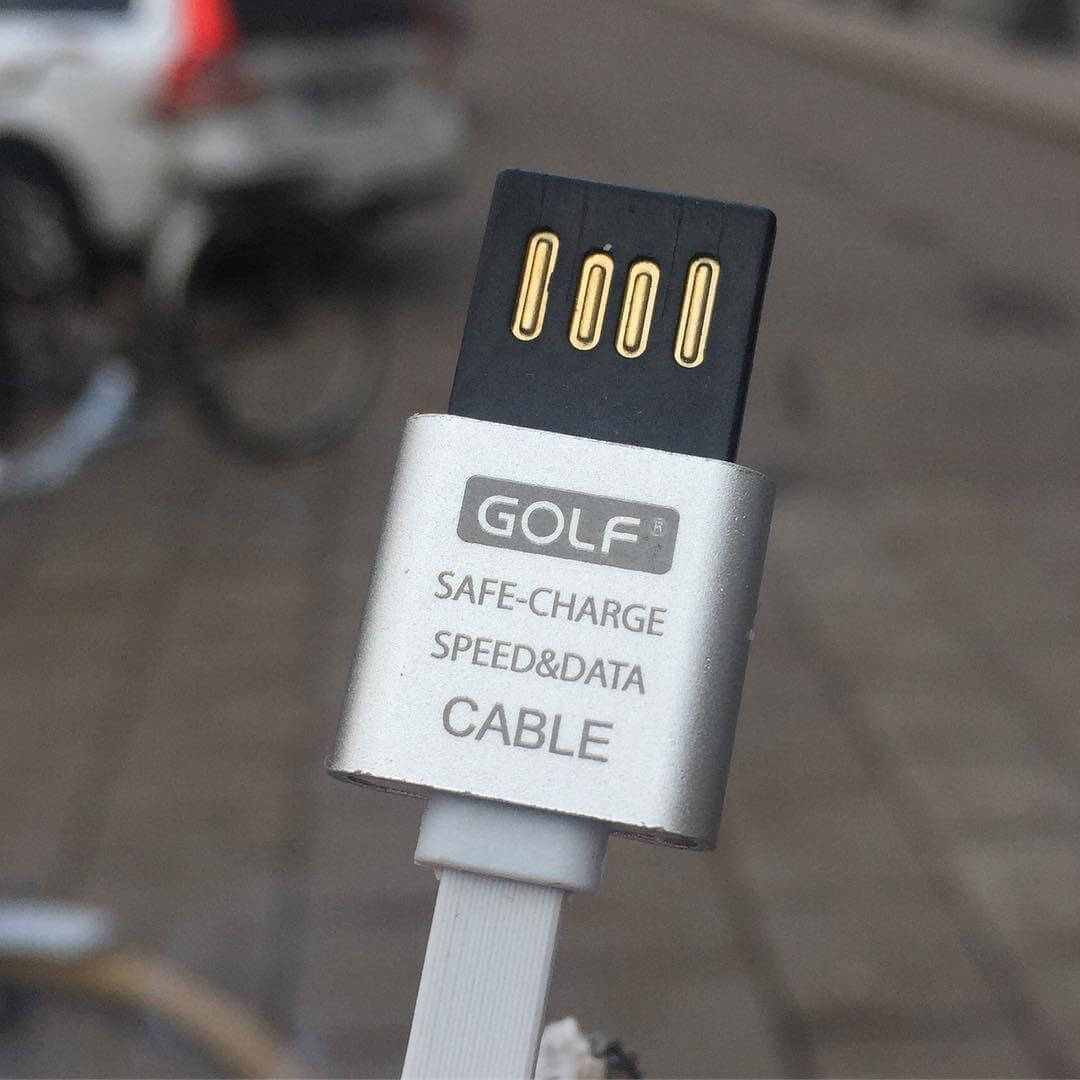 Lycka är att ha en egen Golf-kabel @bilmetro - 1478260112