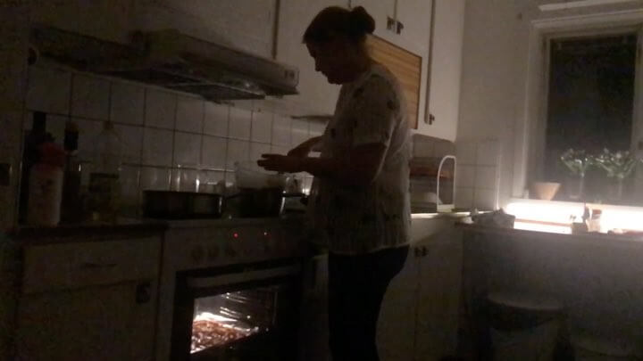 Det ser jävligt fånigt ut i slowmotion när @knappare vispar en Bea! Sådeså! - 1506622226